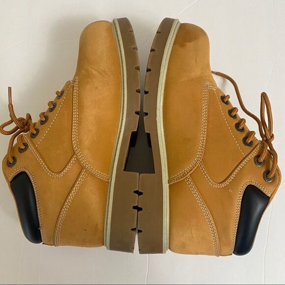 NY Lug Co Beige Winter Lace Up Boots Sz 6(Boys) - Picture 6 of 9